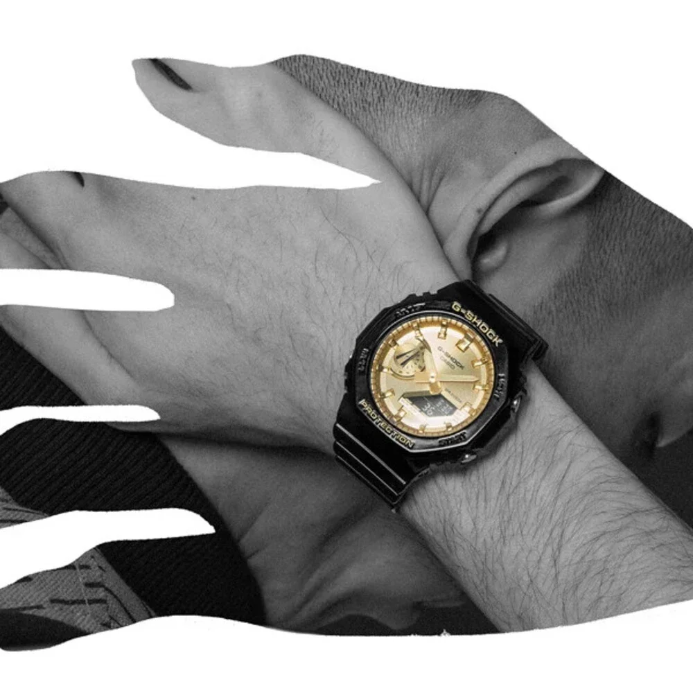Men’s WatchesCASIO G-SHOCK Watch Mod. OAK - Gold dial